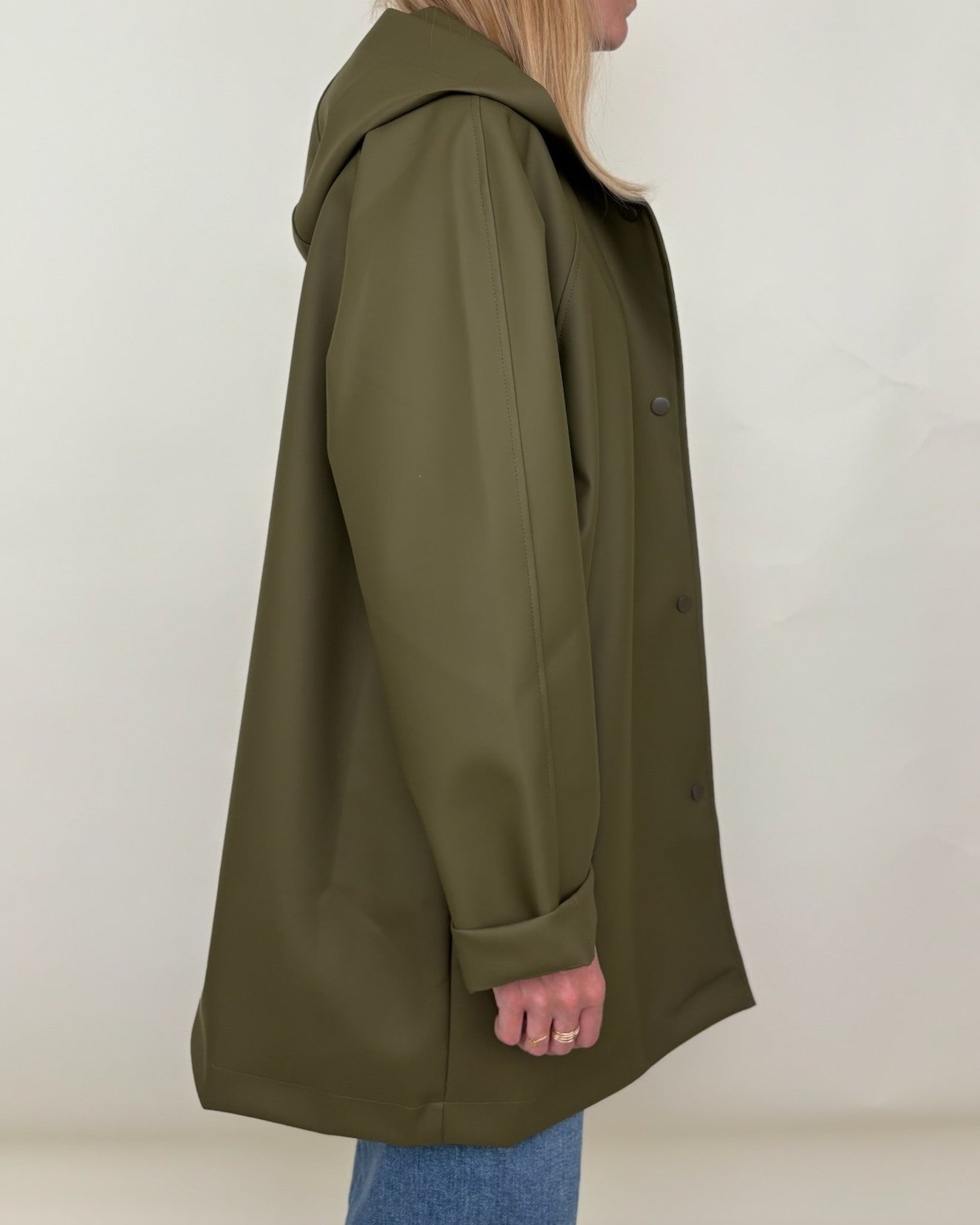 MID-LENGTH WATERPROOF PARKA WITH HOOD
