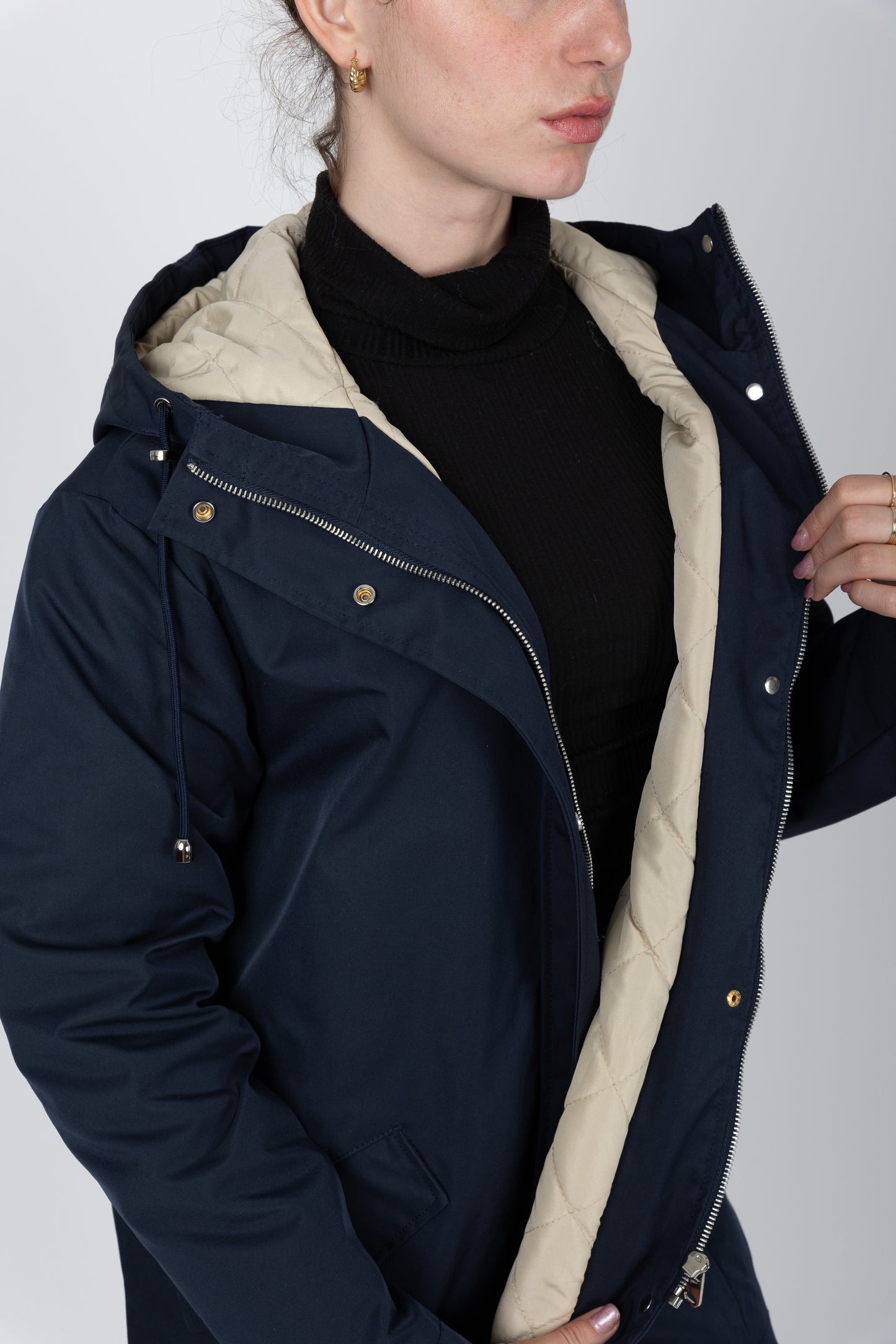 MID-LENGTH HOODED PARKA