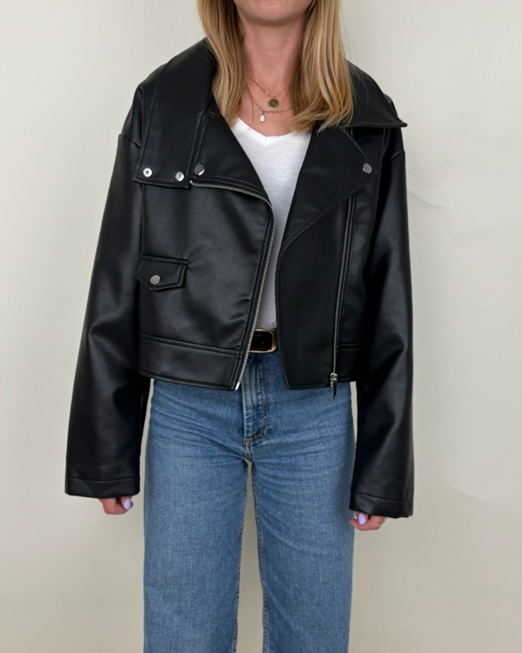 PERFECTO SHORT IN FAUX LEATHER