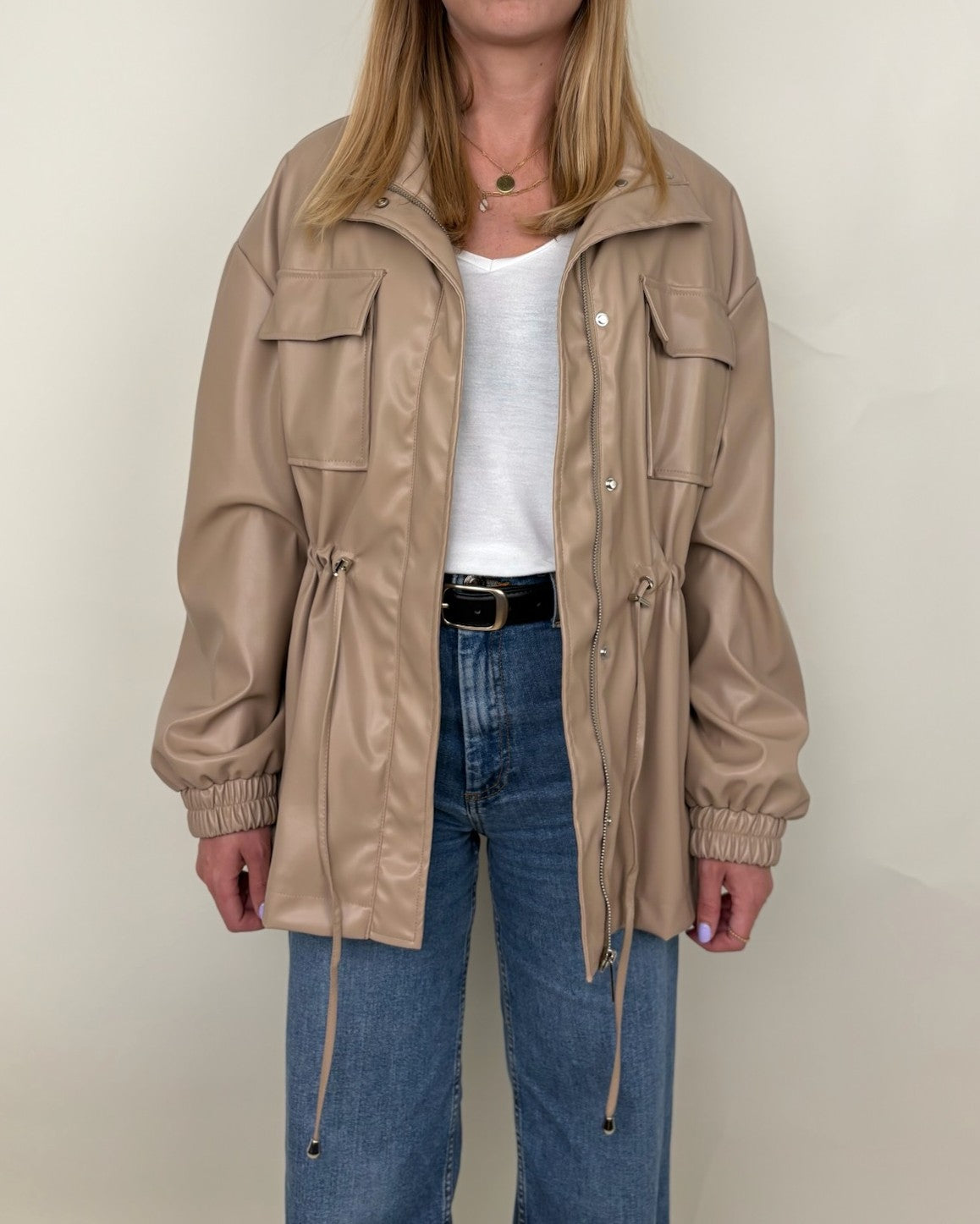 Parka safari de piel sintética