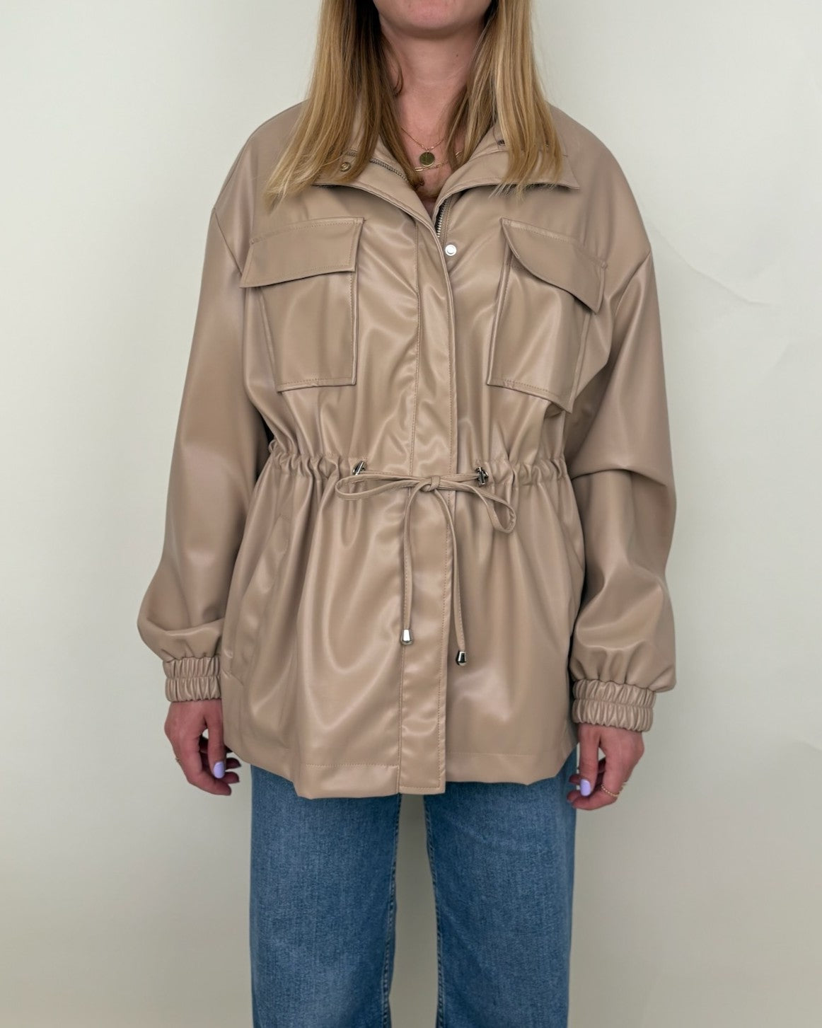 Parka safari de piel sintética