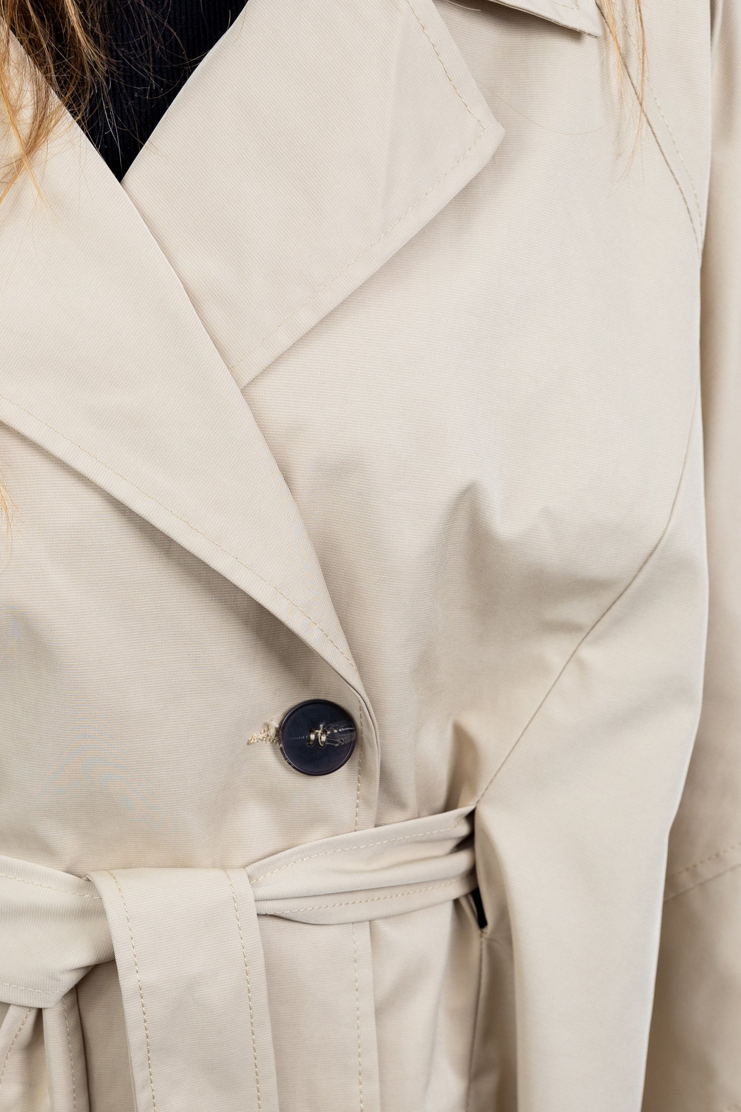 CAPE STYLE TRENCH À CEINTURE
