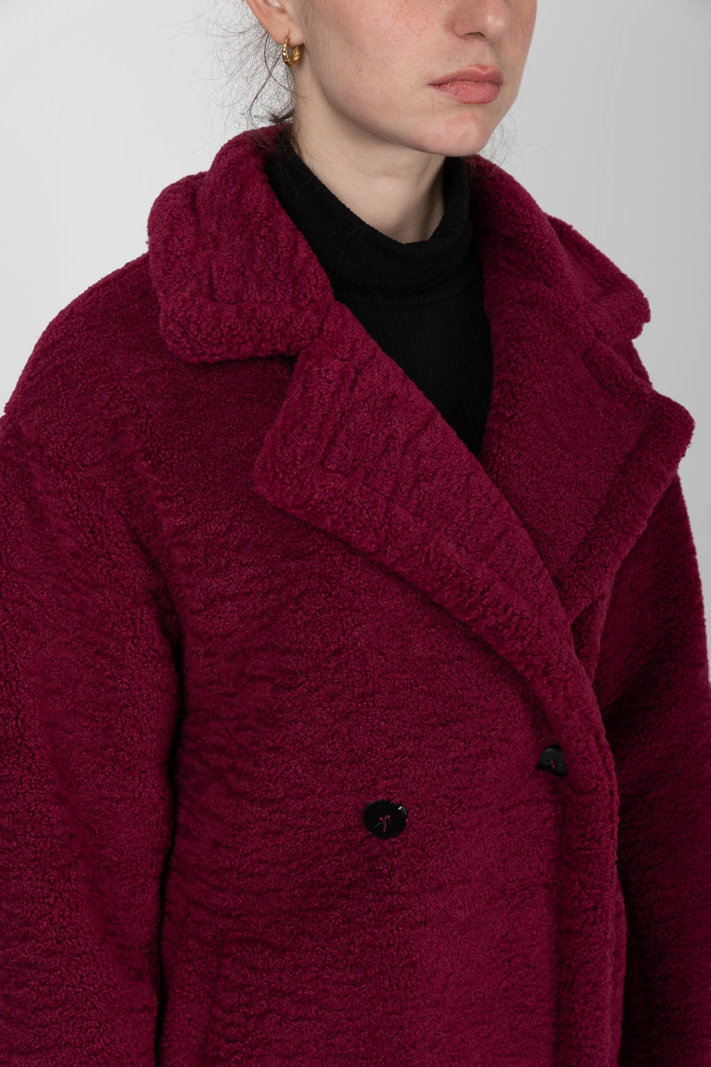 ABRIGO DE PIEL DE LARGO MEDIO