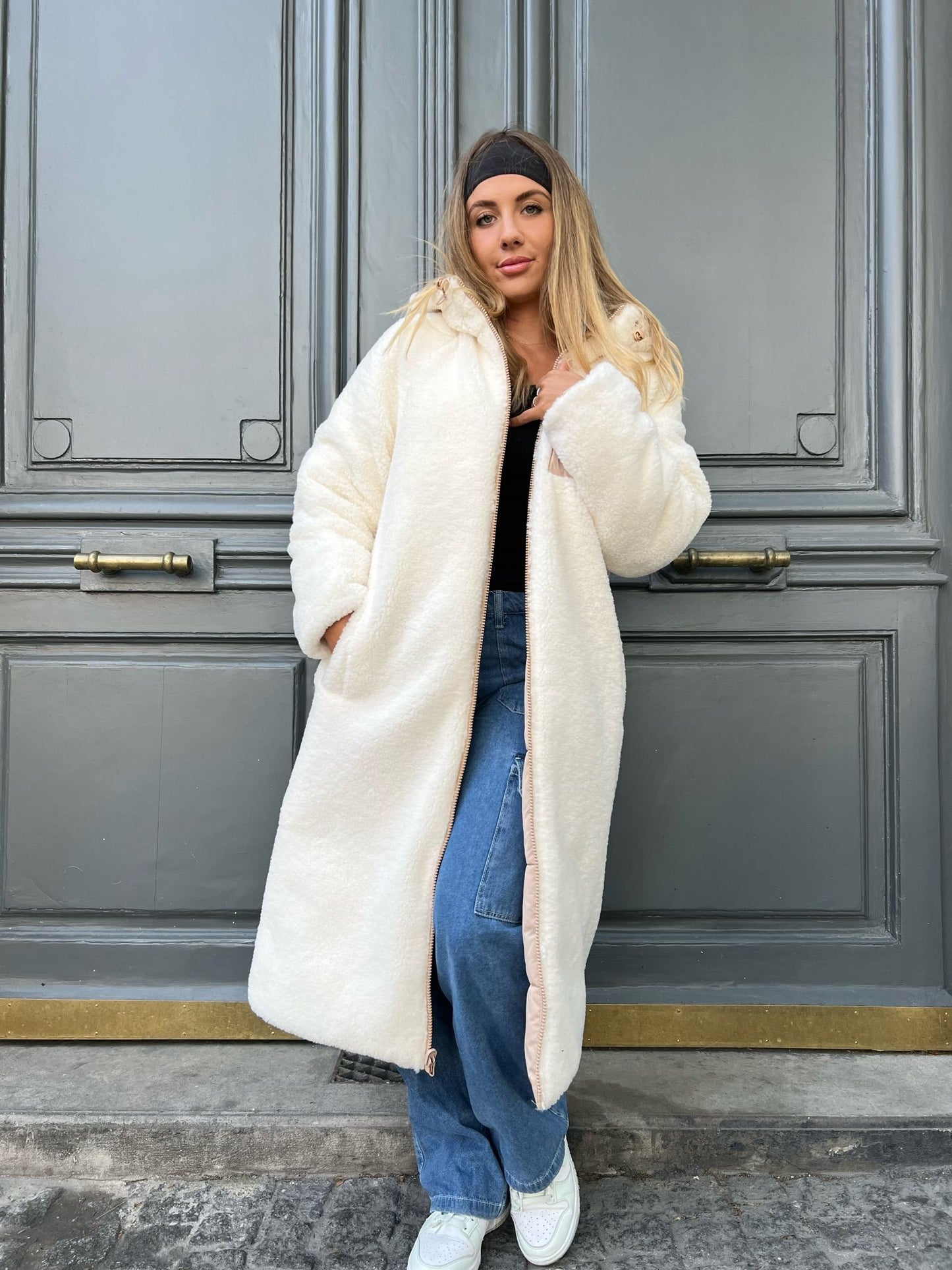 Long reversible down jacket with hood