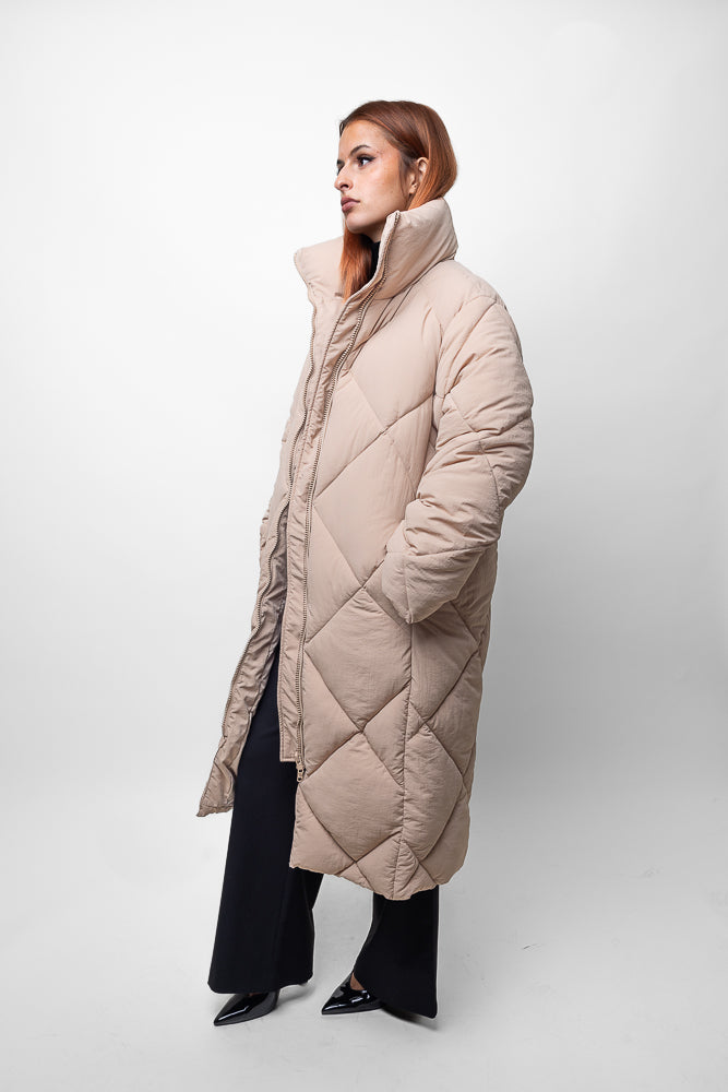 Chaqueta larga acolchada