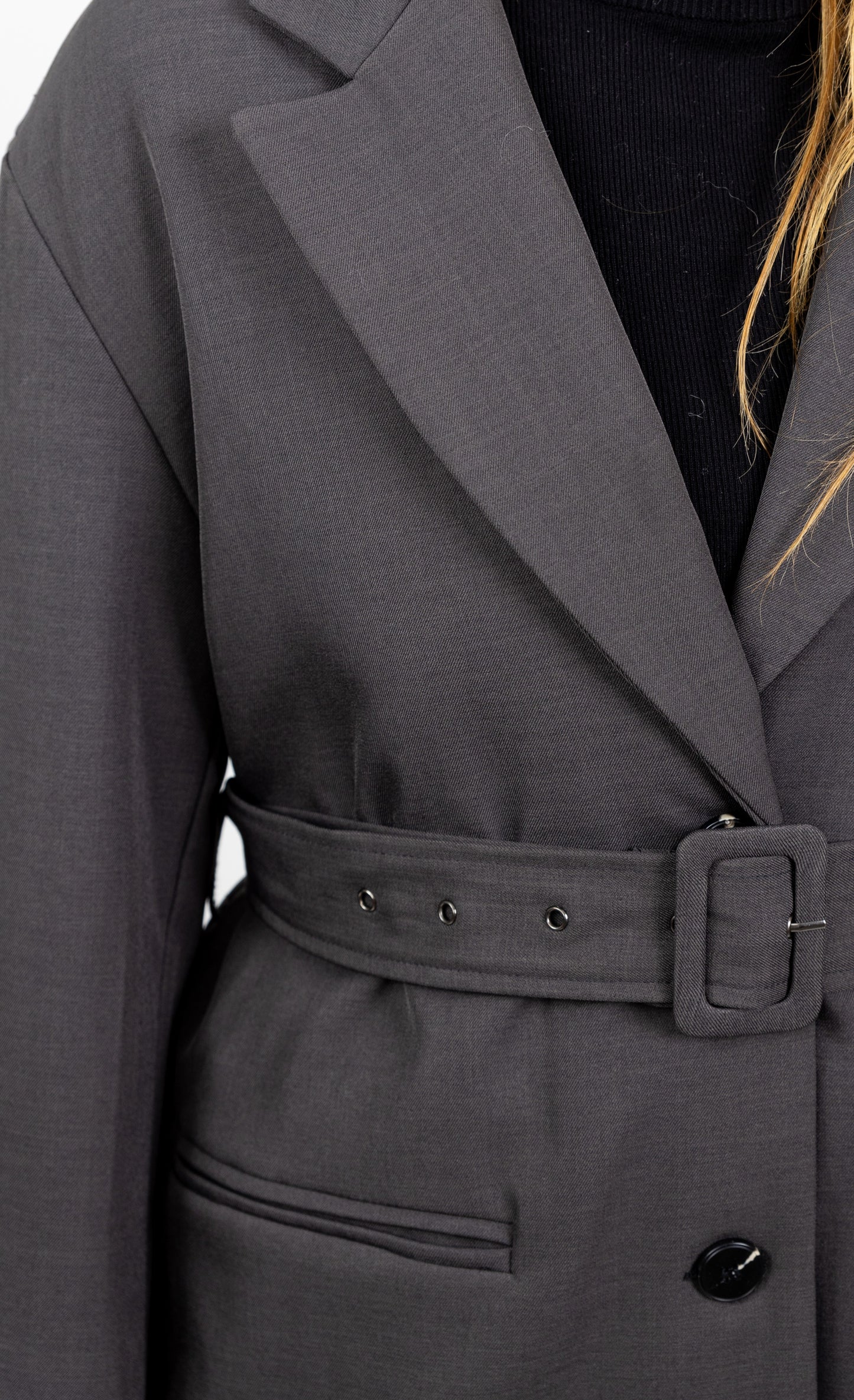 MID-LENGTH BELTED BLAZER