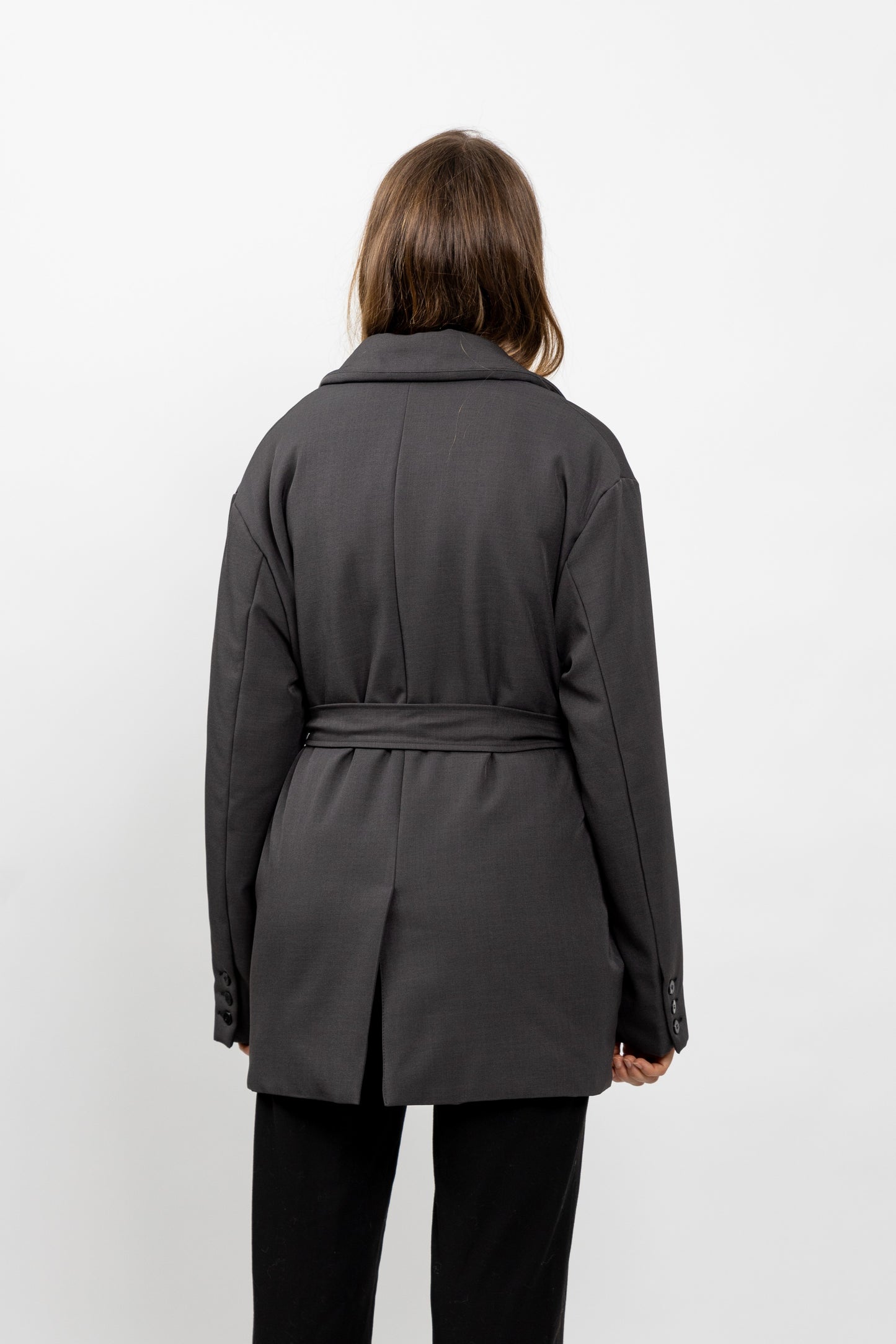 MID-LENGTH BELTED BLAZER