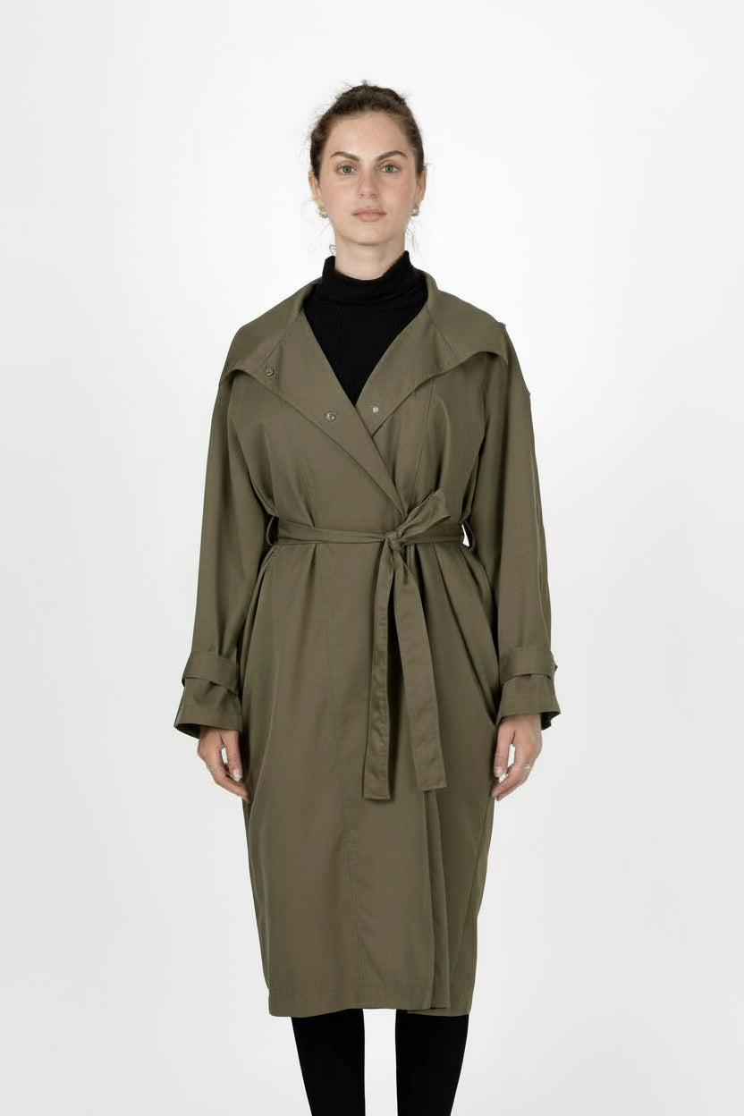 TRENCH LONG Á CEINTURE ET BOUTONS PRESSION