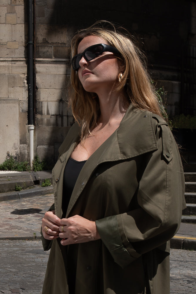 GABARDINA LARGA CON CINTURÓN Y BOTONES A PRESIÓN