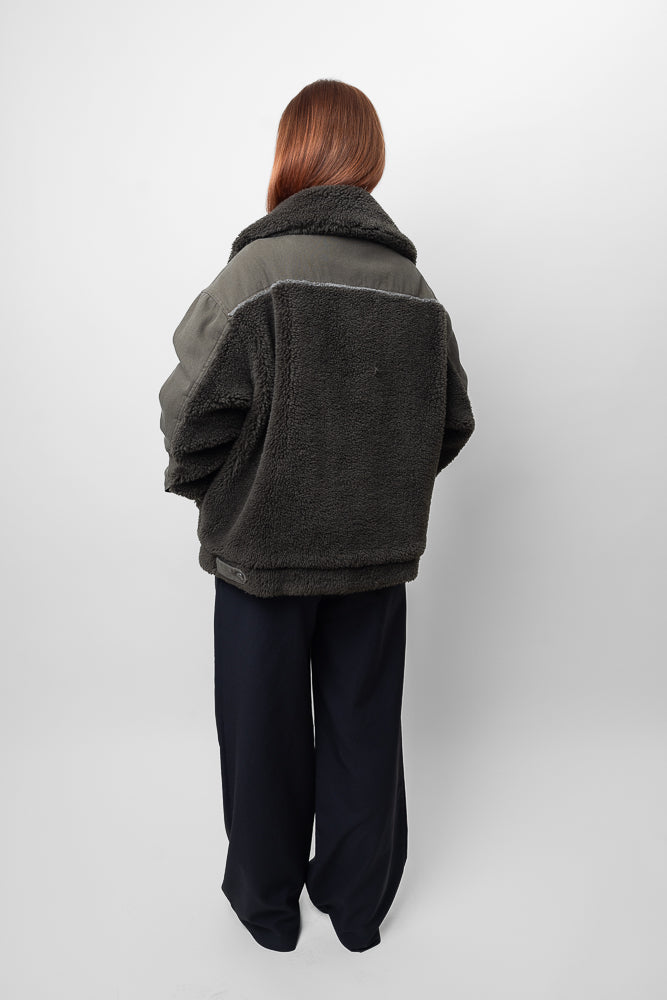 OVERSIZED DENIM JACKET WITH SHEEPSKIN DETAILS (8736)