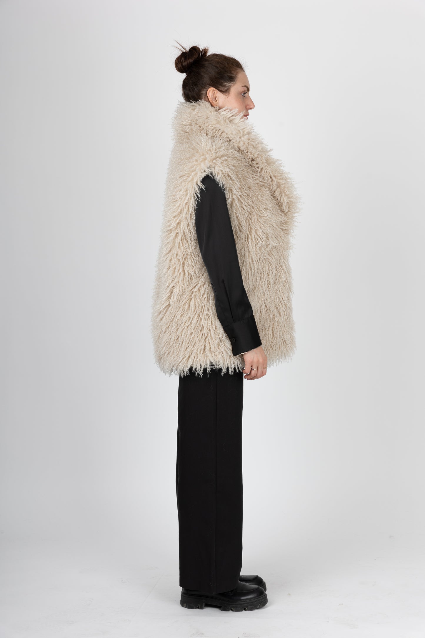 MONGOLIAN SHEEP FAUX FUR SLEEVELESS VEST