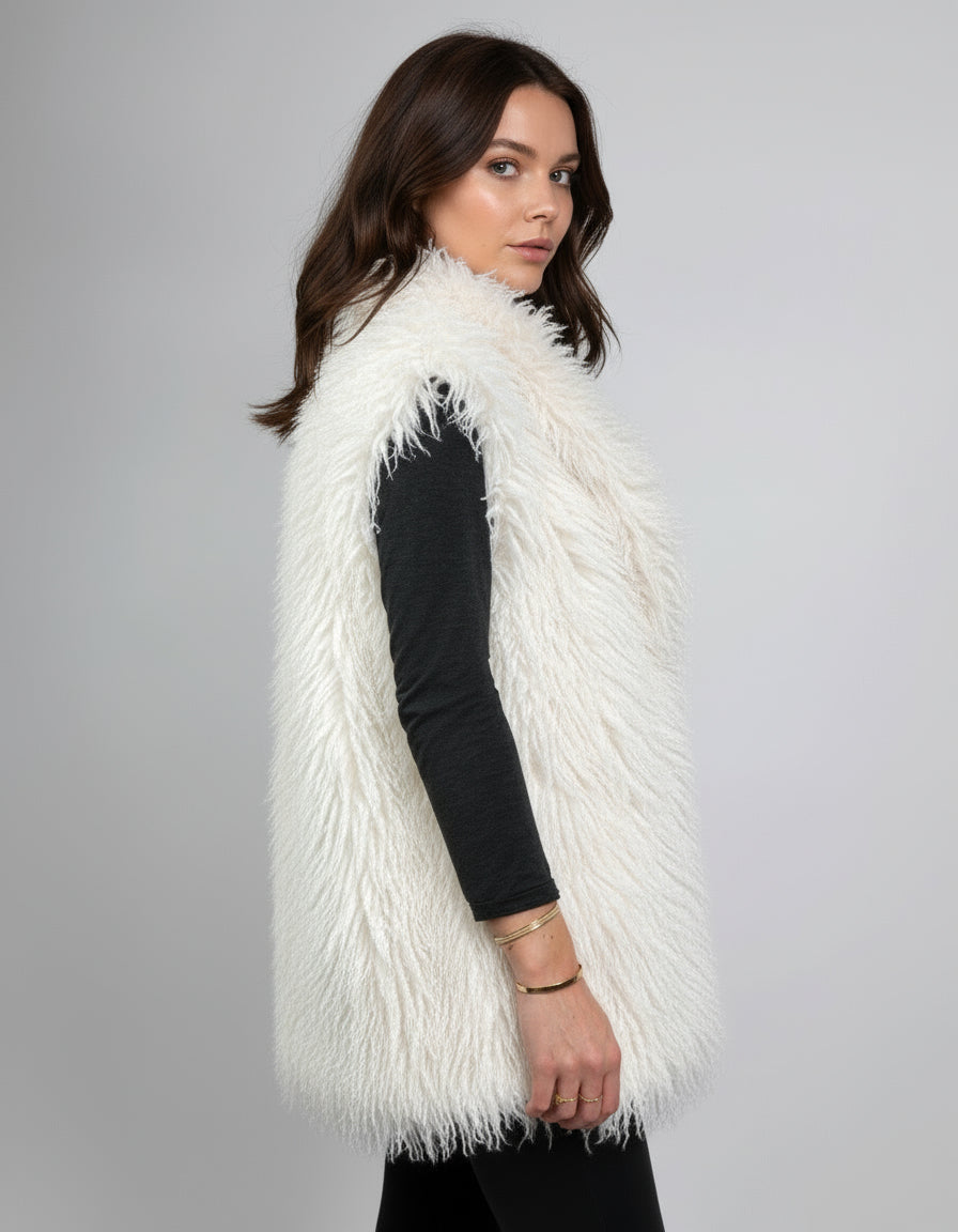 GILET SANS MANCHES EN FAUSSE FOURRURE MOUTON