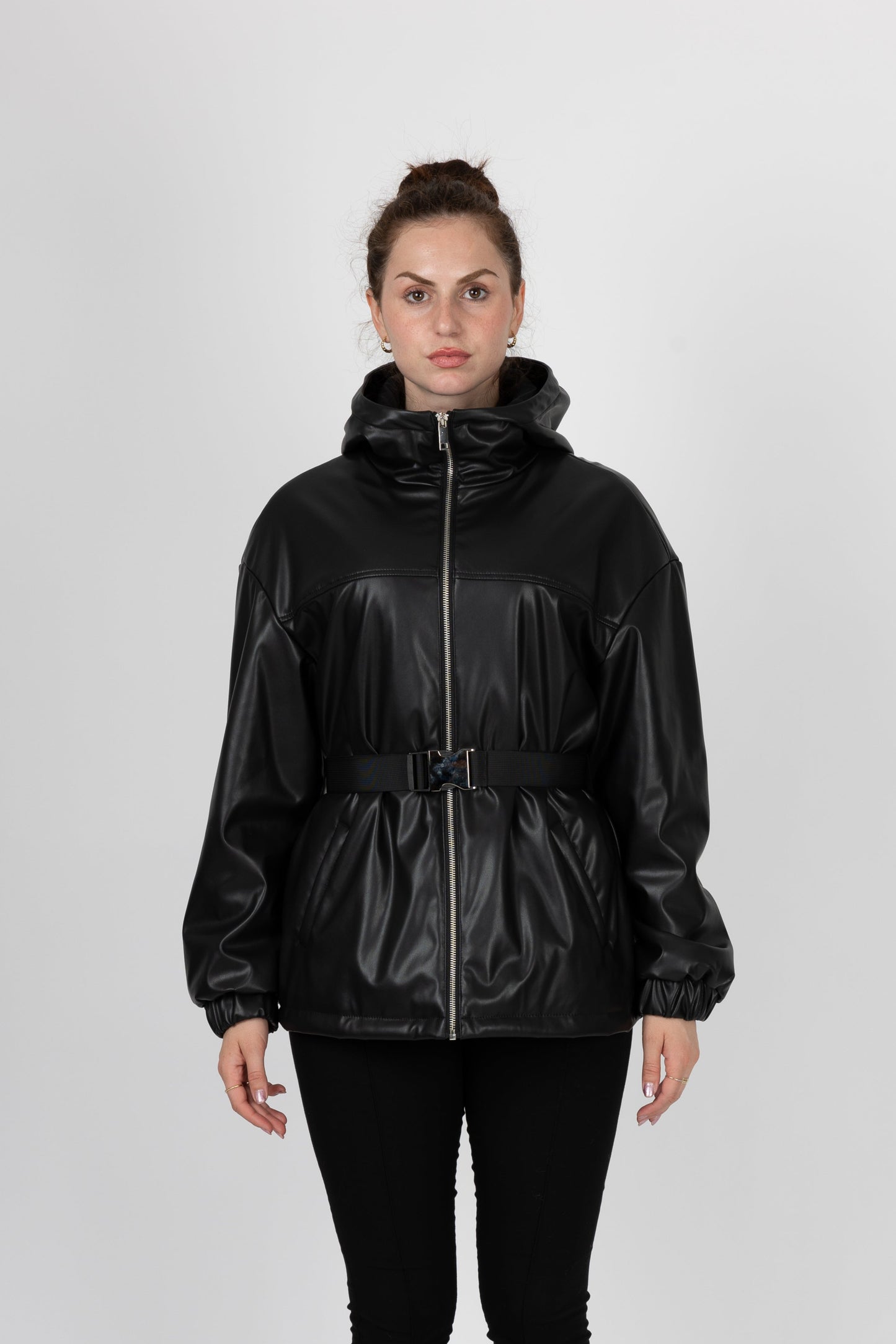 PARKA À CAPUCHE ET CEINTURE EN SIMILI CUIR