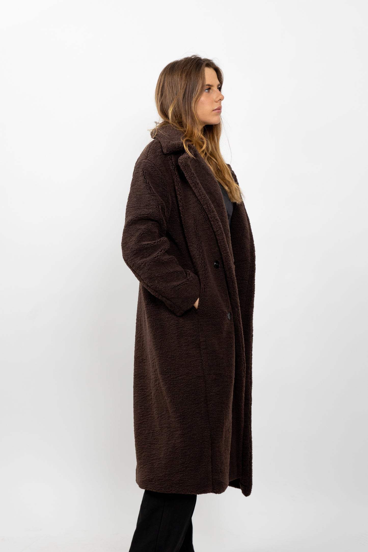 MANTEAU LONG EN FAUSSE FOURRURE MOUTON
