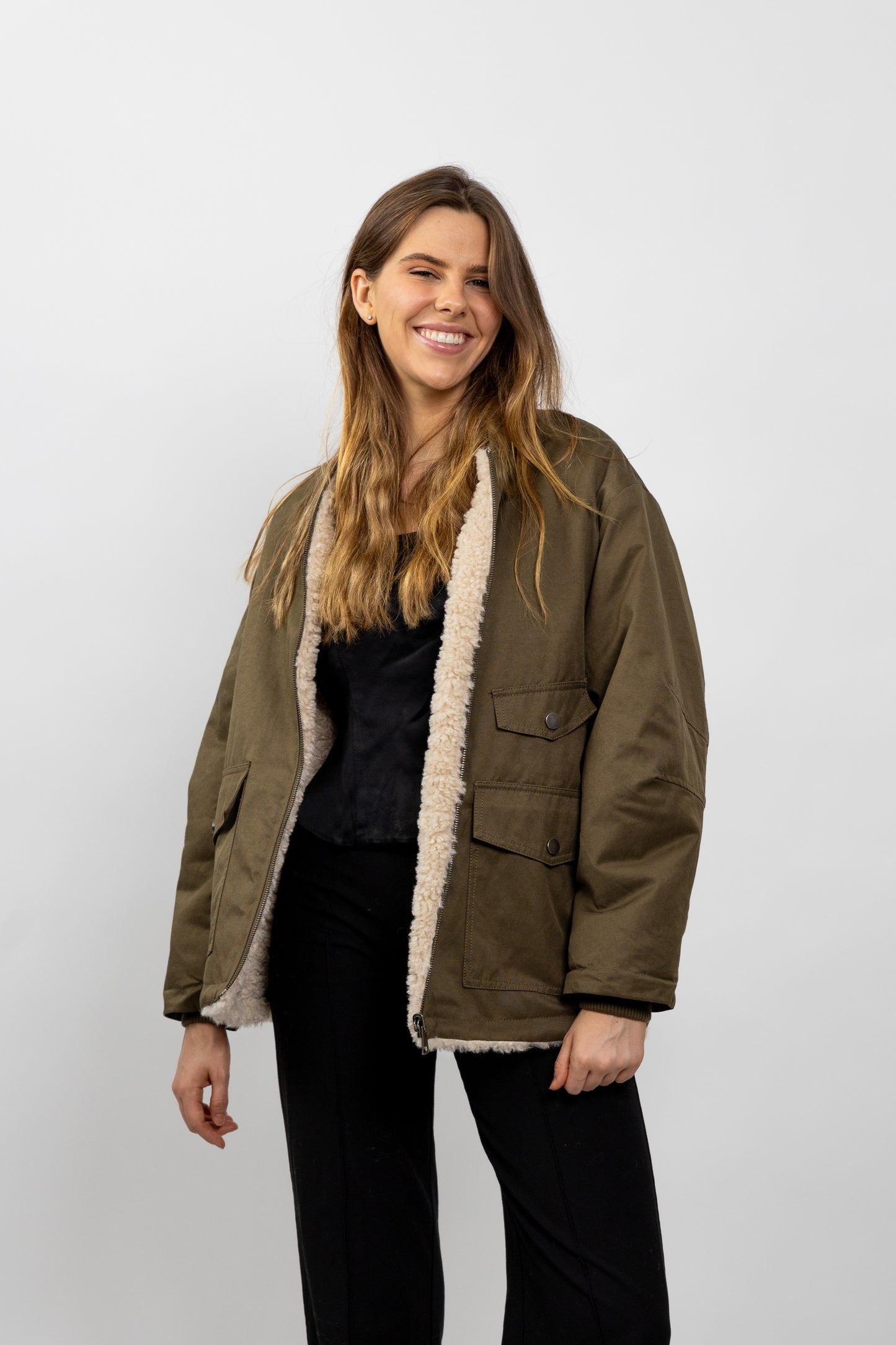 BLOUSON BOMBER REVERSIBLE AVEC FAUSSE FOURRURE MOUTON