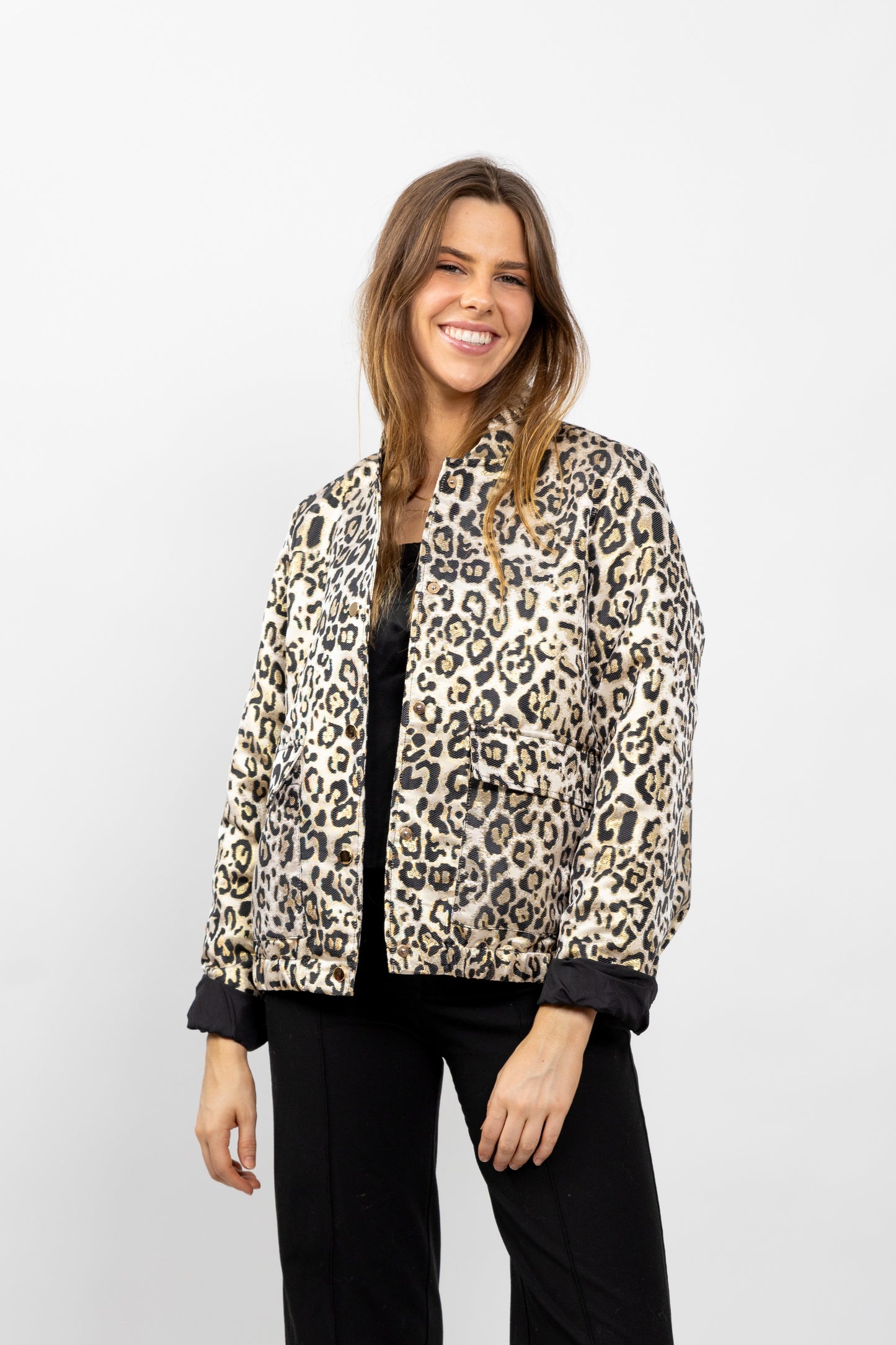 VESTE BLOUSON À MOTIF LEOPARD MÉTALLISÉ