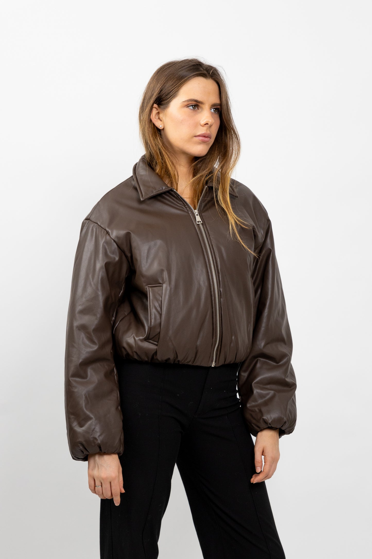 DOUDOUNE COURTE EN SIMILI CUIR