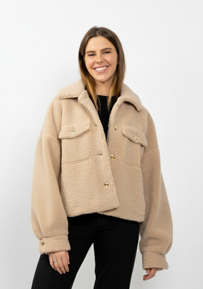 VESTE EN FAUSSE FOURRURE MOUTON