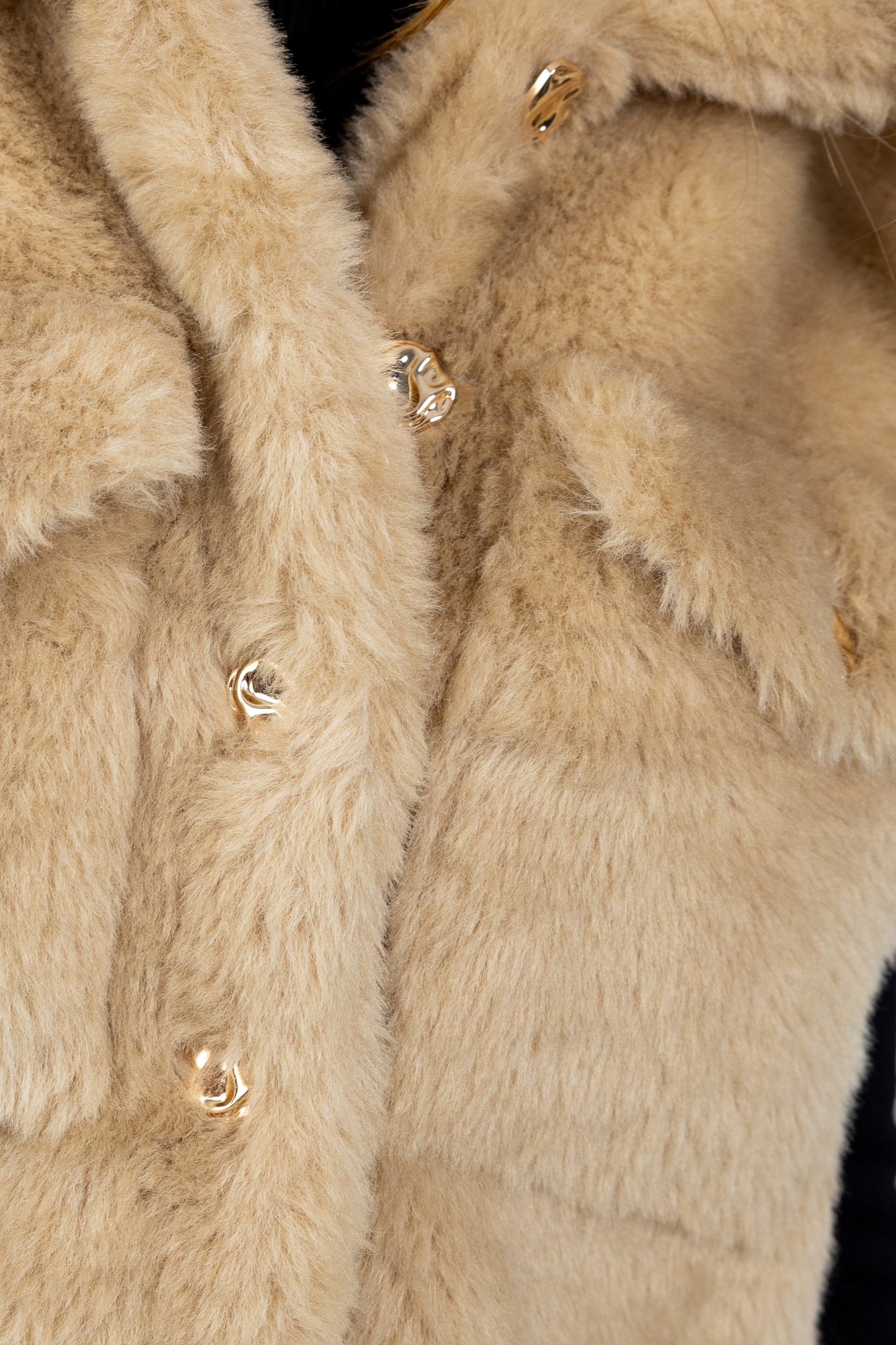 GILET SANS MANCHES FAUSSE FOURRURE MOUTON