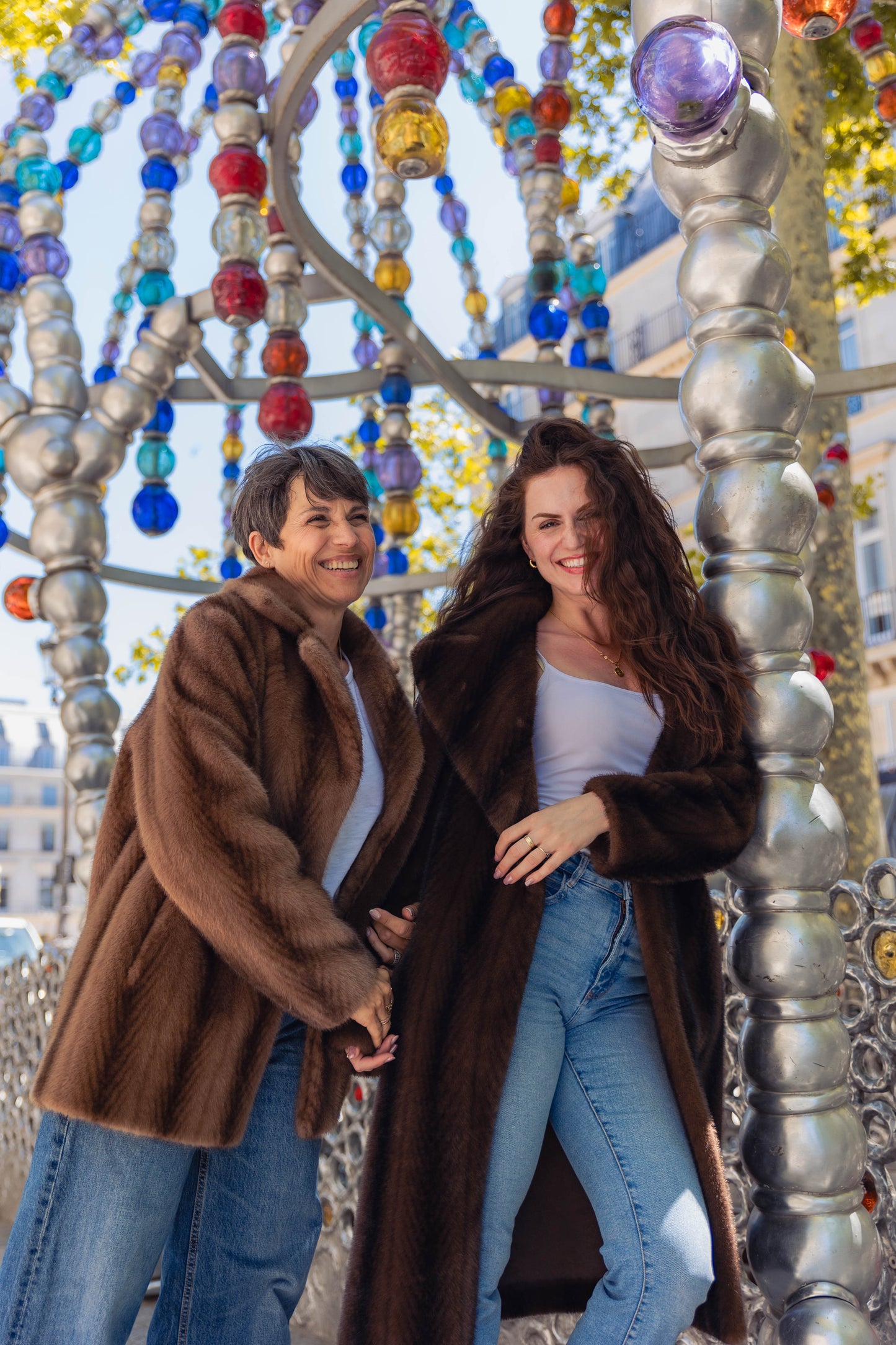 MANTEAU LONG EN FAUSSE FOURRURE À RAYURES