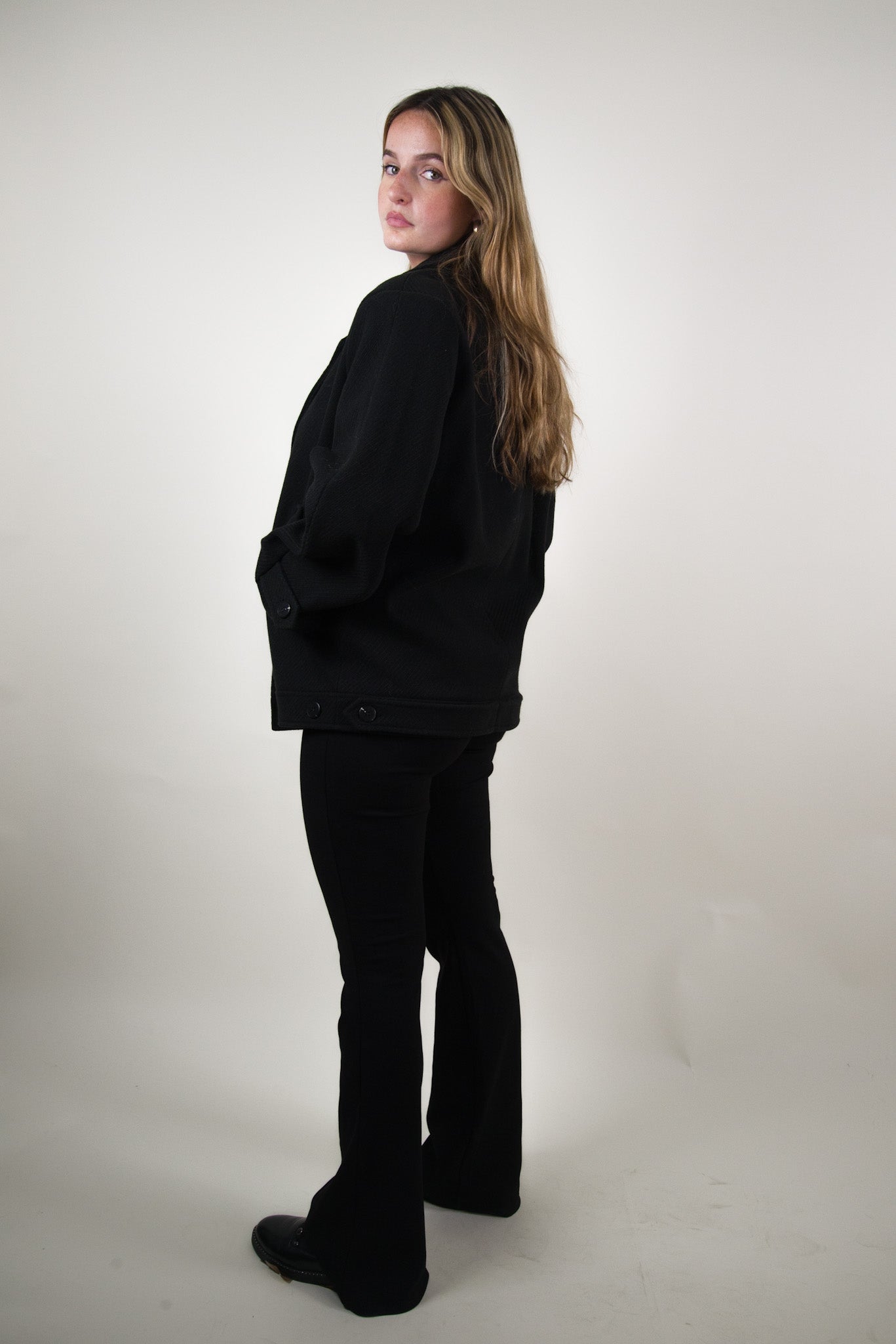MANTEAU COURT EN LAINE