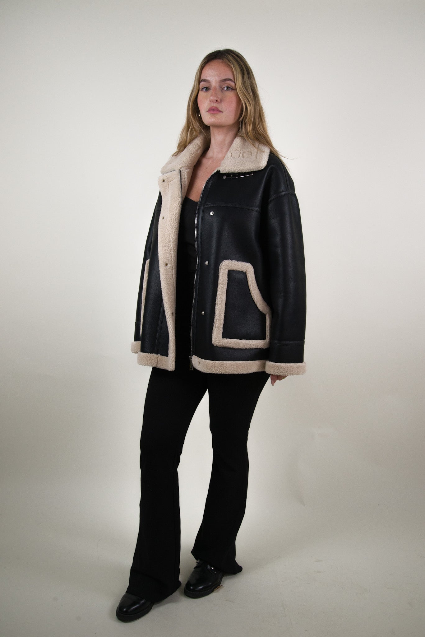 Chaqueta de piel sintética y piel