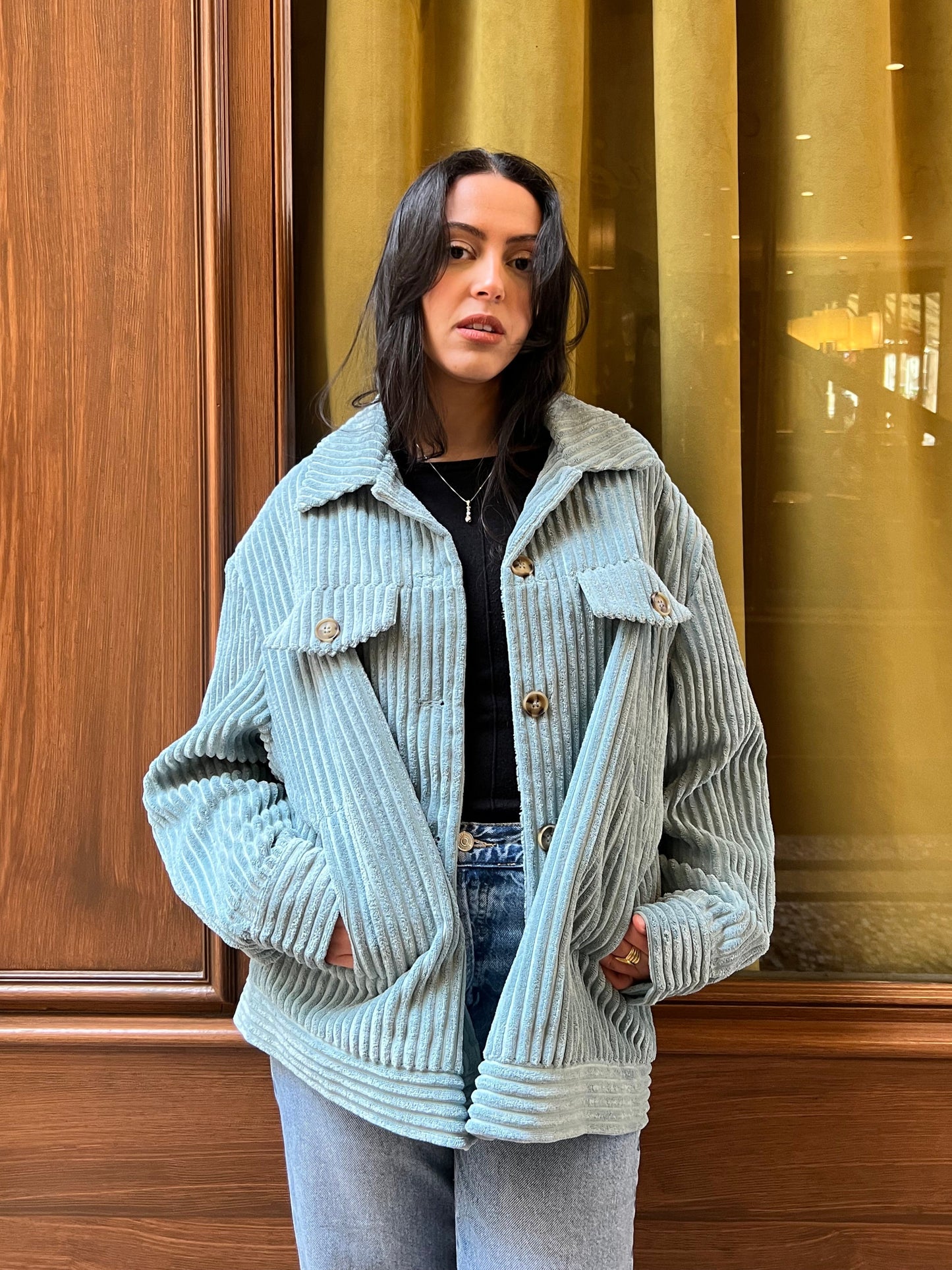 VESTE EN VELOURS COTELÉ