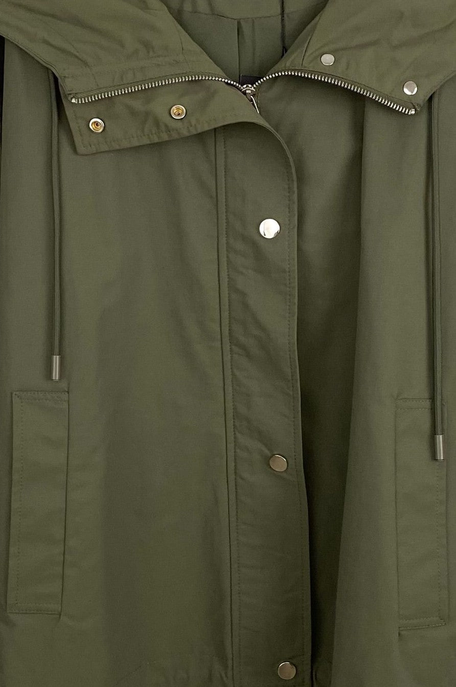 BLOUSON À CAPUCHE