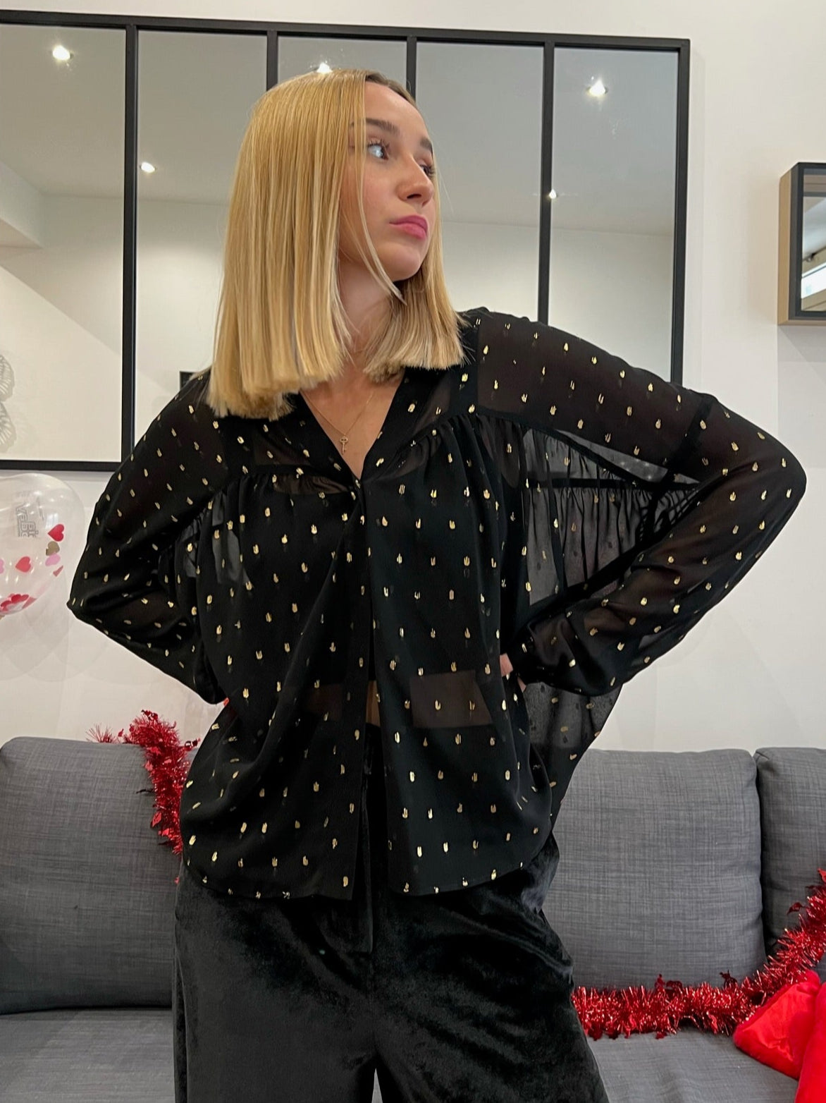 BLACK BLOUSE WITH GOLD DETAILS