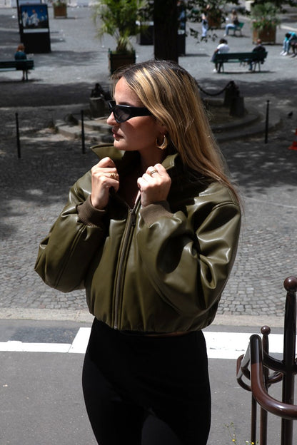 BOMBER COURT EN SIMILICUIR