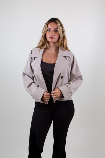 Veste courte style trench