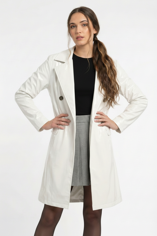 TRENCH EN VINYLE