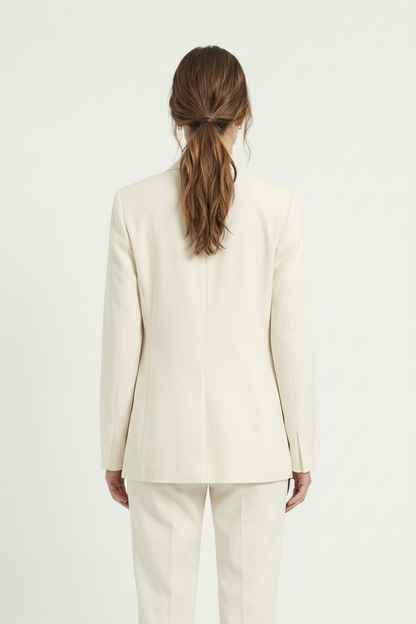 LE BLAZER À DOUBLE BOUTONNAGE