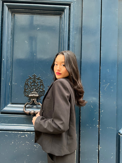 LE BLAZER À DOUBLE BOUTONNAGE