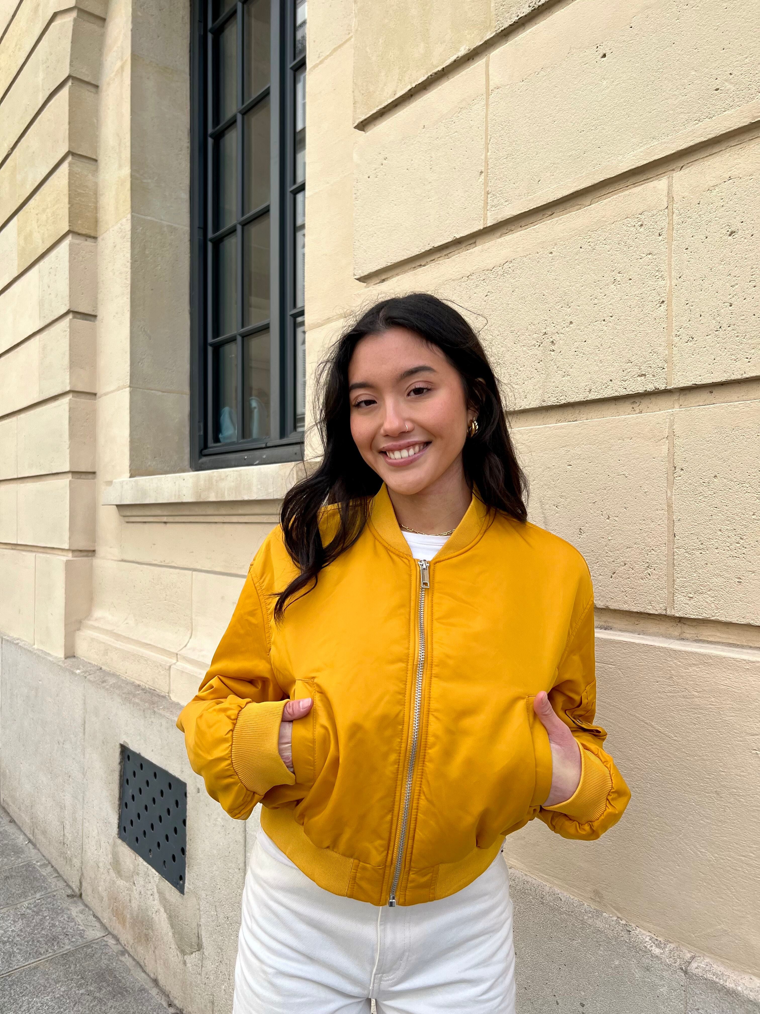 SHORT MUSTARD BOMBER – K-ZELL PARIS