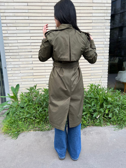 Trench-coat