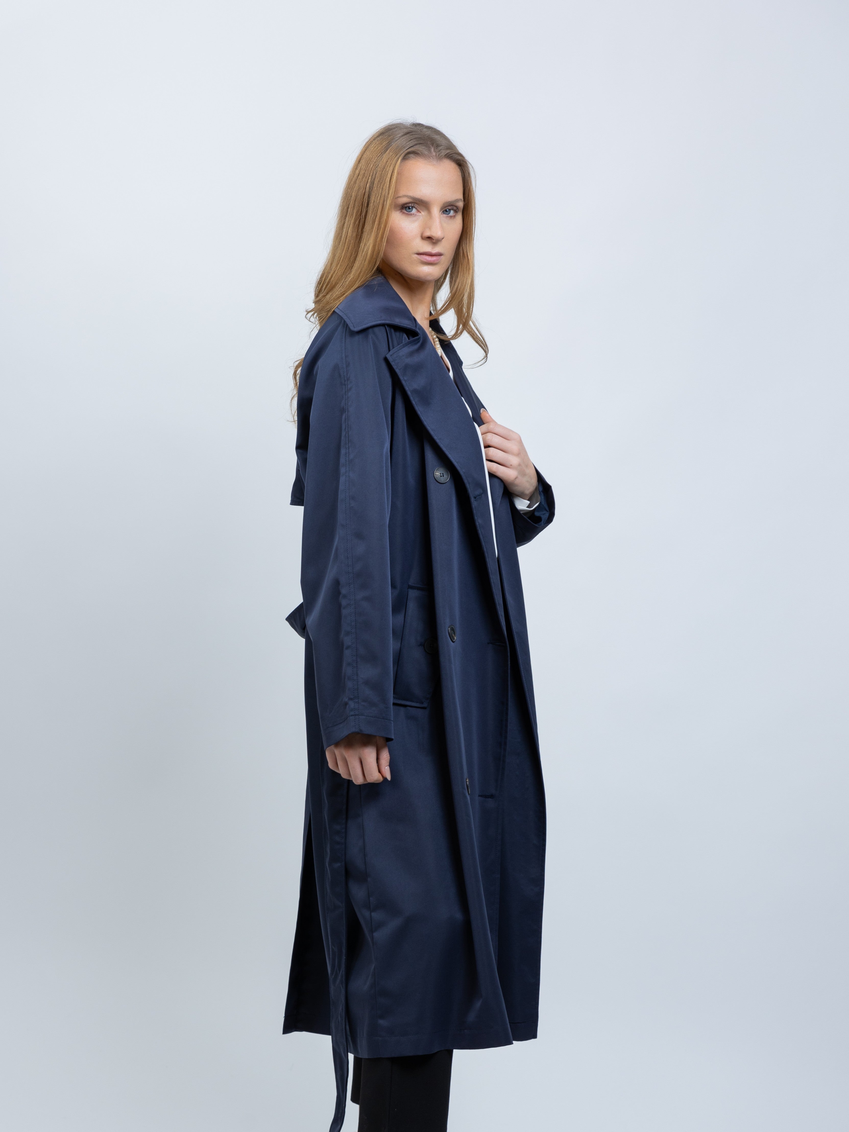 THE TRENCH COATS – K-ZELL PARIS