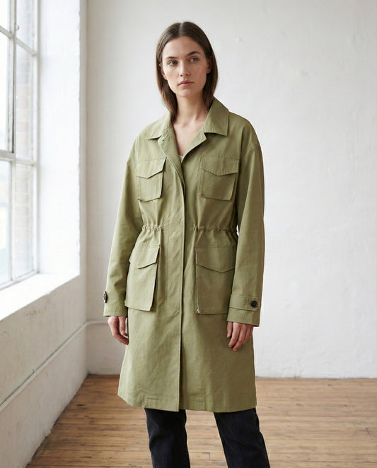 Mid-length belted parka with pockets