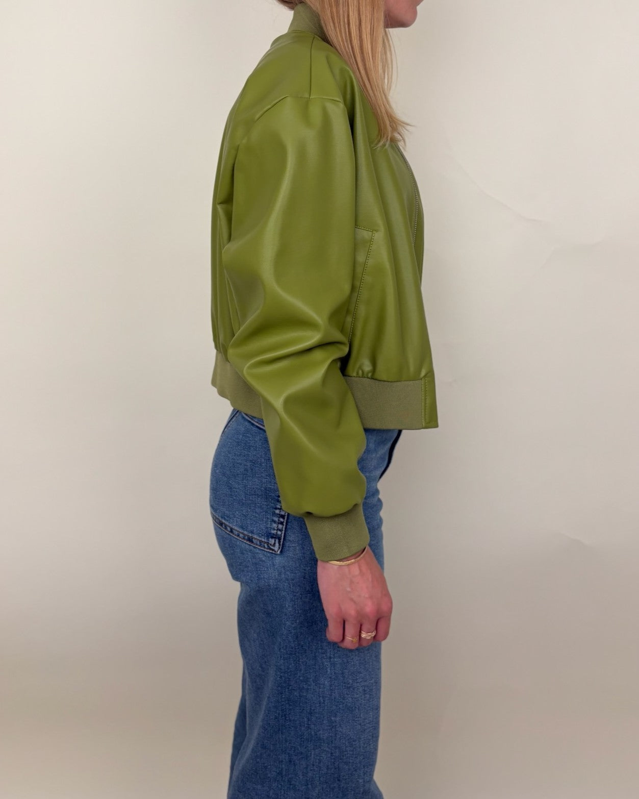 Chaqueta bomber de piel sintética