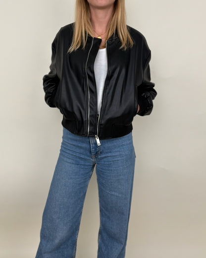 Chaqueta bomber de piel sintética