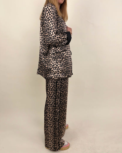 VESTE BLAZER SATINÉ IMPRIMÉ LÉOPARD