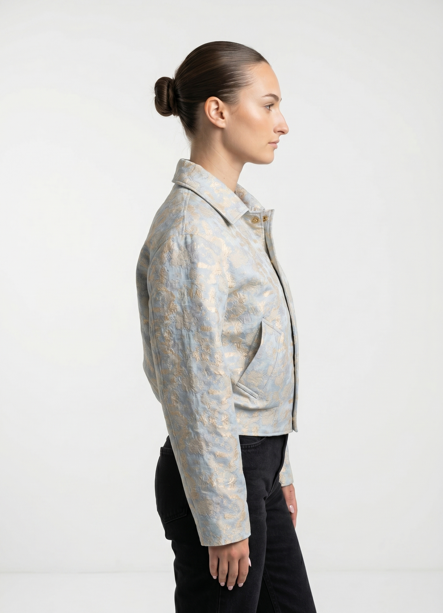PATTERNED JACKET IN METALLIC FABRIC