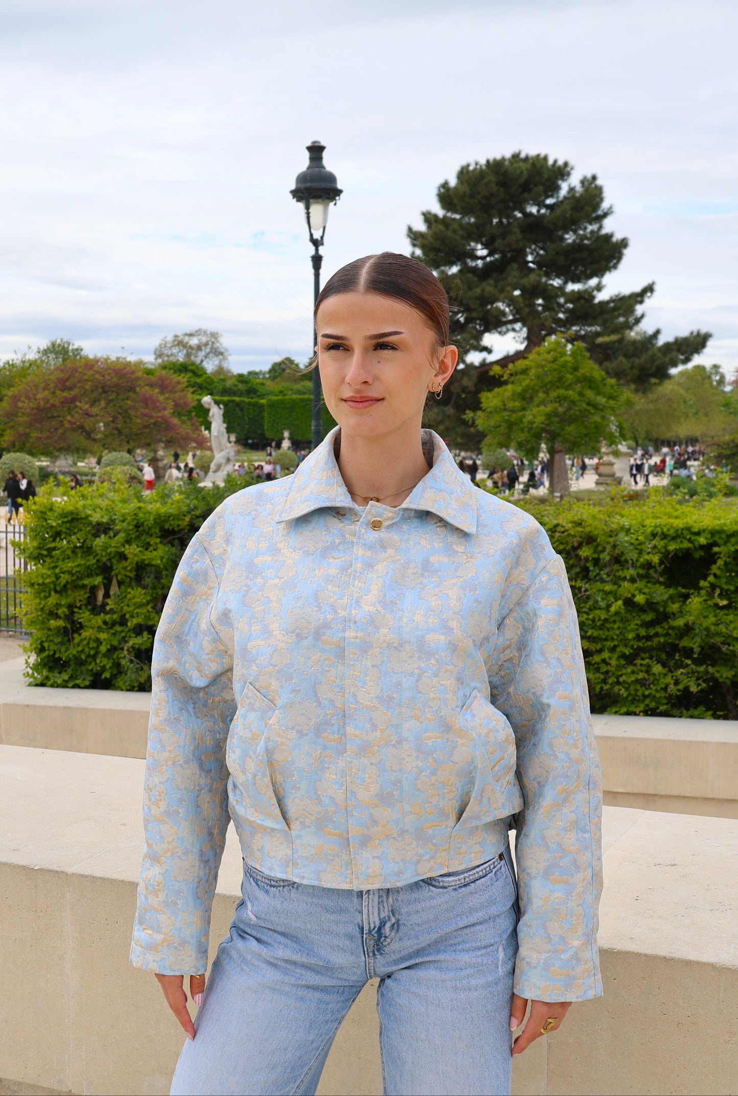 PATTERNED JACKET IN METALLIC FABRIC