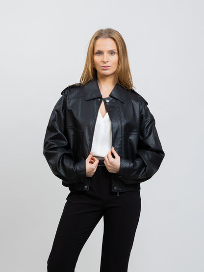 CHAQUETA DE CUERO SINTÉTICO CON ESTAMPADO TRENZADO