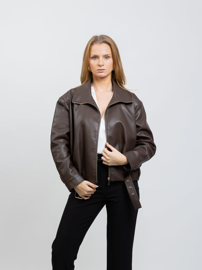 BLOUSON EN SIMILICUIR AVEC CEINTURE