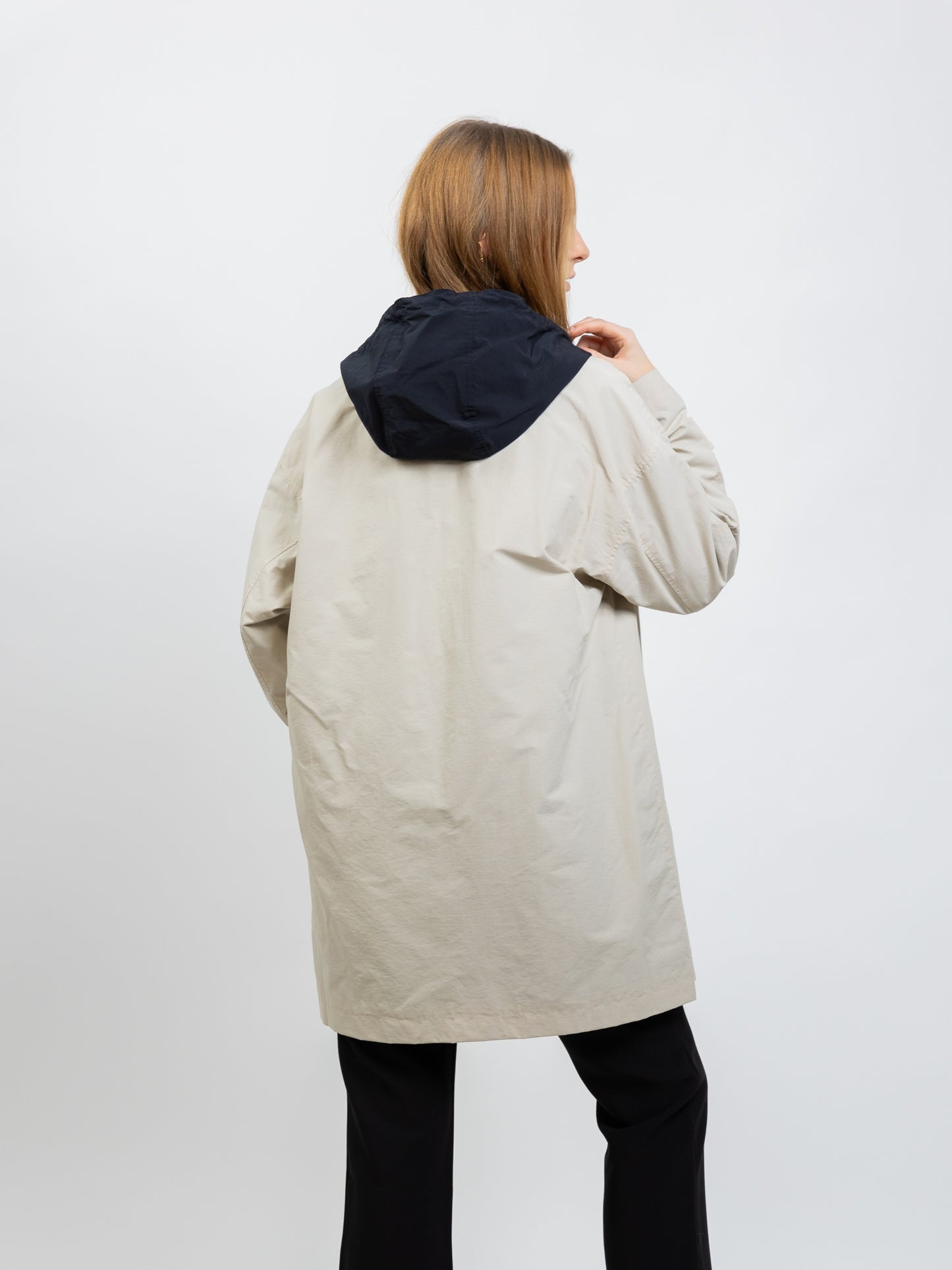 CONTRASTING HOODED PARKA