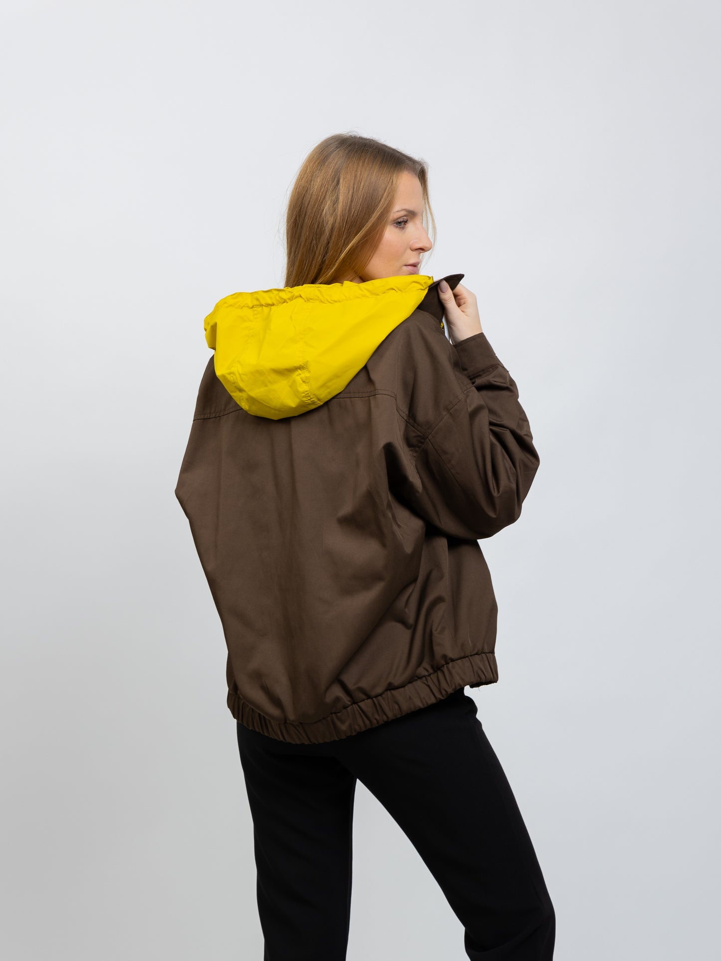 JACKET WITH CONTRASTING REMOVABLE HOOD