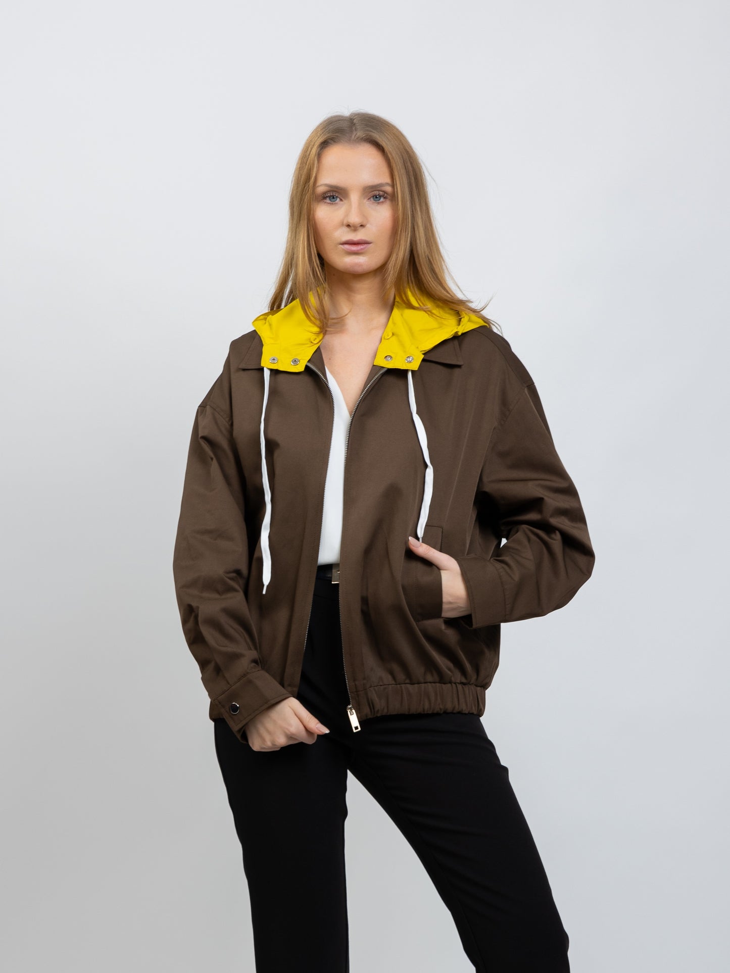 JACKET WITH CONTRASTING REMOVABLE HOOD