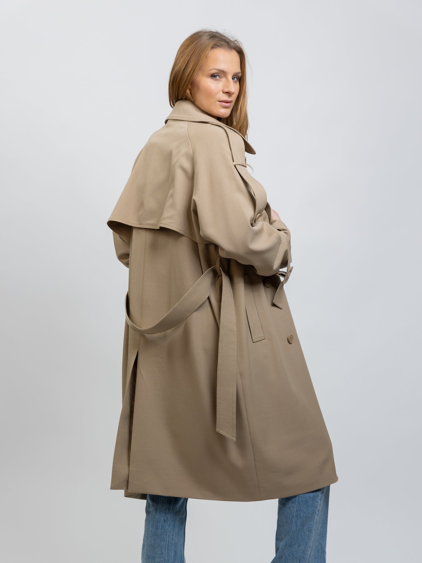 LONG BELTED TRENCH LOOK