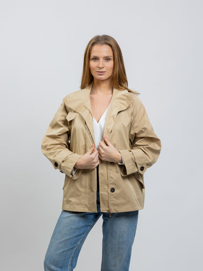 Short trench coat